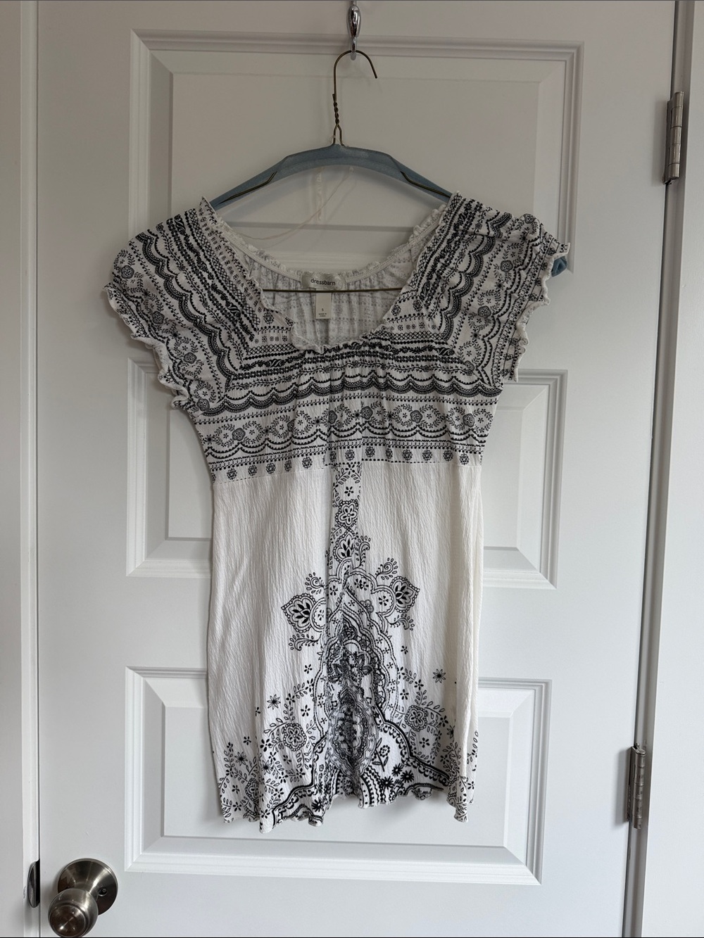 Dress Barn White Top with Black Embroidered Print